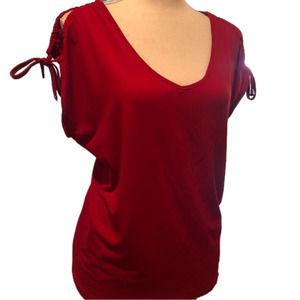 Need a shirt for Valentines a day? Red top!  Cute!
